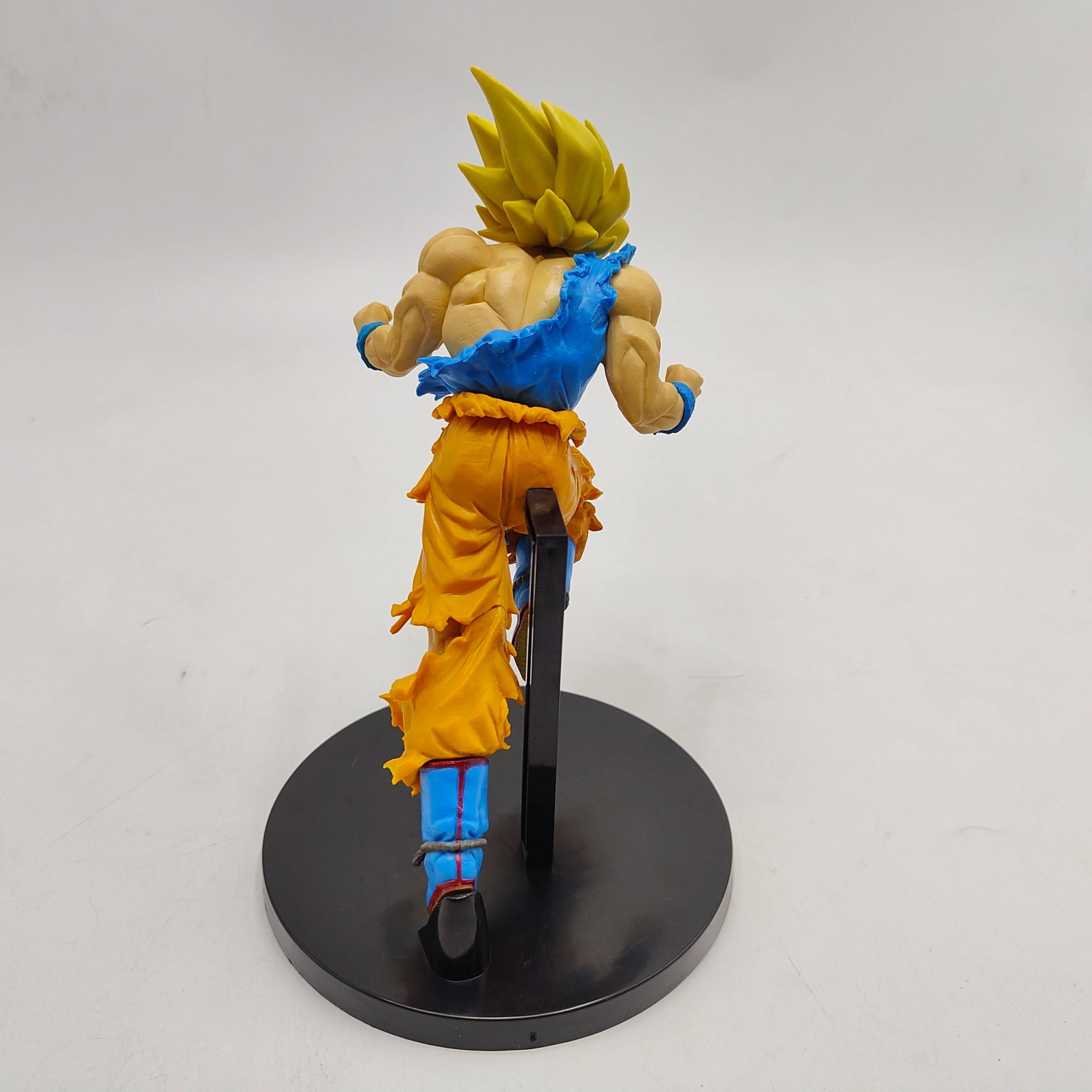 Super Saiyan Son Goku - Image 2